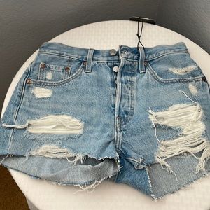 Levi’s distress shorts